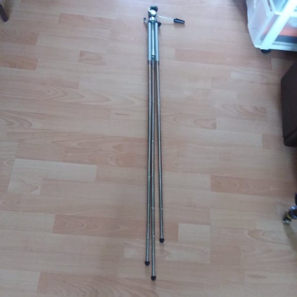 Vintage Topman E8 Camera Tripod - Picture 6 of 8